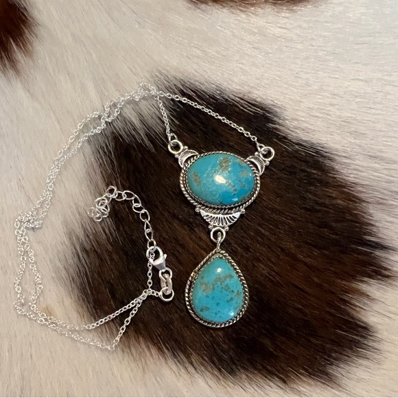 Meet your Posher, Donni - Picture 11 of 17